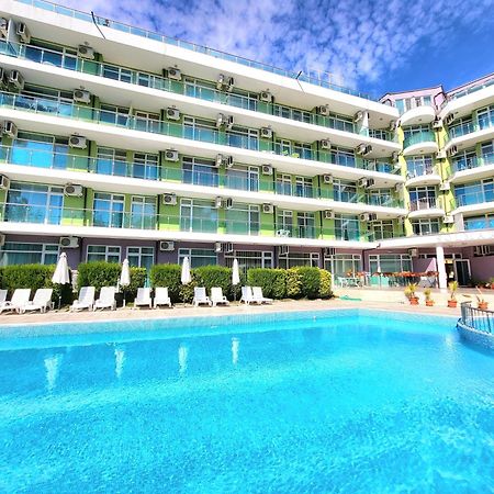 Family Apartments In Solmarin Pantai Sunny Luaran gambar