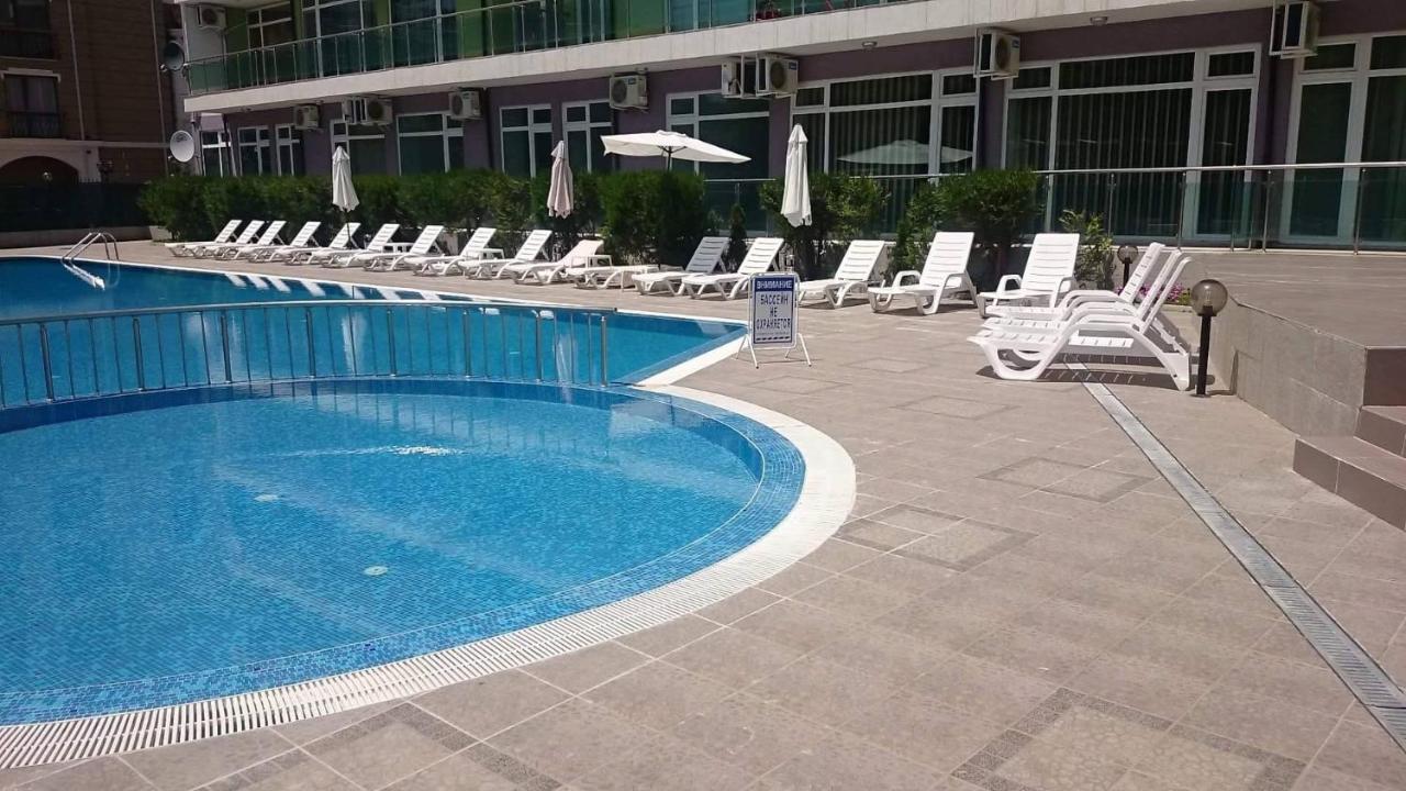 Family Apartments In Solmarin Pantai Sunny Luaran gambar