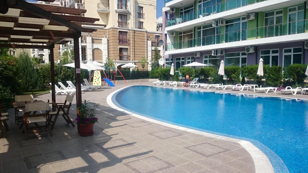 Family Apartments In Solmarin Pantai Sunny Luaran gambar